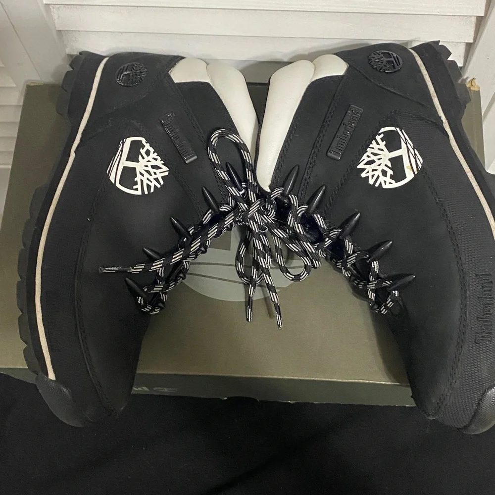 Timberland Women's Euro Sprint Mid Hiker Black Nubuck Boot - Picture 8 of 9